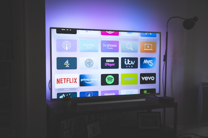 4K Smart TV 43 Inch